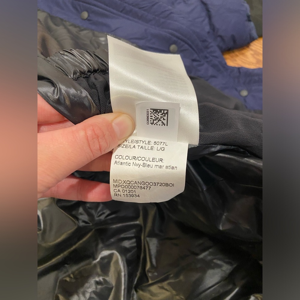 Canada Goose Alliston Down Coat - Picture 12 of 12